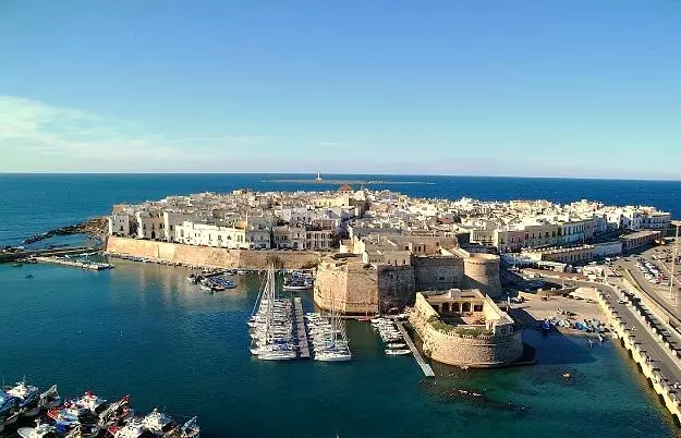 Centro storico di Gallipoli di giorno