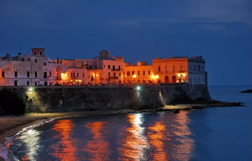 Centro Storico di gallipoli di notte